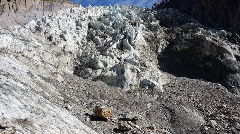 Βιβλική καταστροφή από κατολίσθηση στην Ελβετία – Τι κατέγραψε κάμερα από drone (βίντεο)